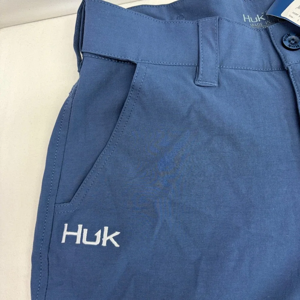 Huk Next Level 10.5 Fishing Shorts Mens Small Blue Performance Cargo Outdoor